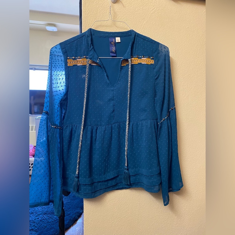 Francesca’s Clip Dot Tunic Shirt in Blue